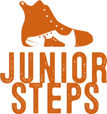 Buying children's shoes online at Junior Steps in Zonhoven, Belgium