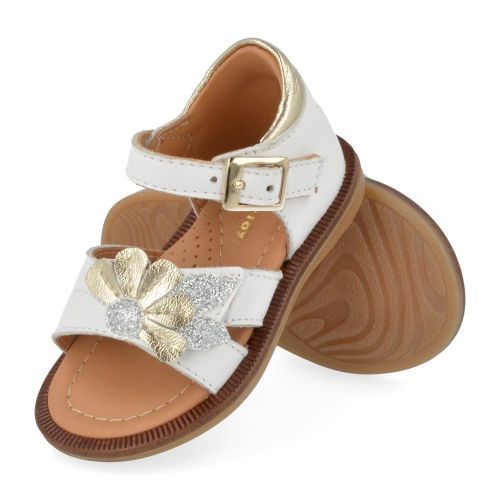 Bana&co sandalen wit Meisjes ( - wit sandaaltje met bloem25132085) - Junior Steps