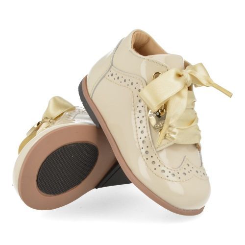 Cherie sneakers beige Meisjes ( - beige lak veterschoentje 0175/06) - Junior Steps