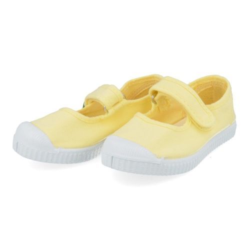 Cienta Sports and play shoes Yellow Girls (76997 col 167) - Junior Steps