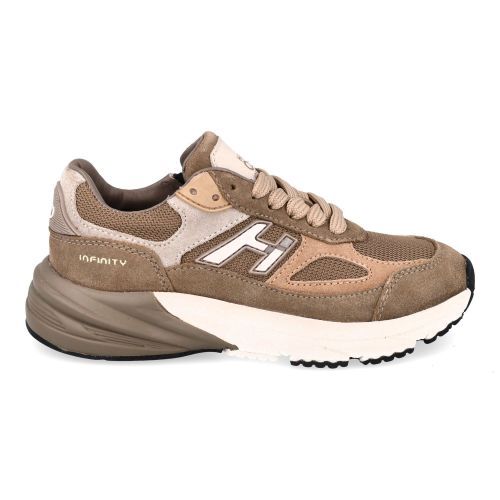 hip sneakers beige