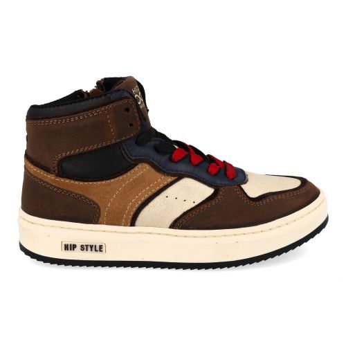 hip sneakers bruin