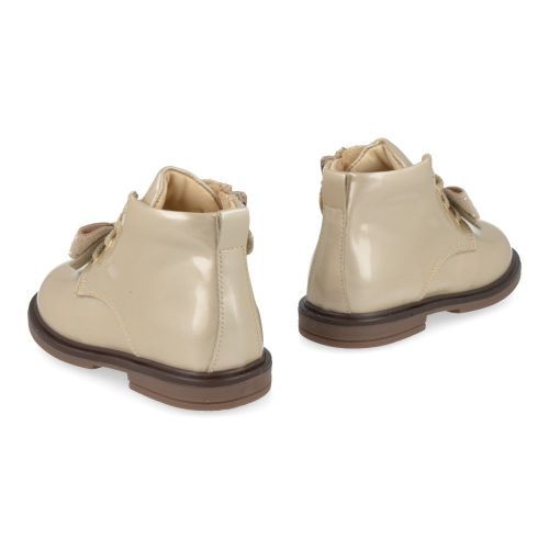 Walkey veterboot beige Meisjes (Veterboots in beige lak en strikje - 43911) - Junior Steps