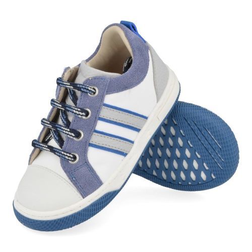 Zecchino d'oro sneakers wit Jongens ( - witte sneaker met rubberen stootneusN12-1151-4L) - Junior Steps